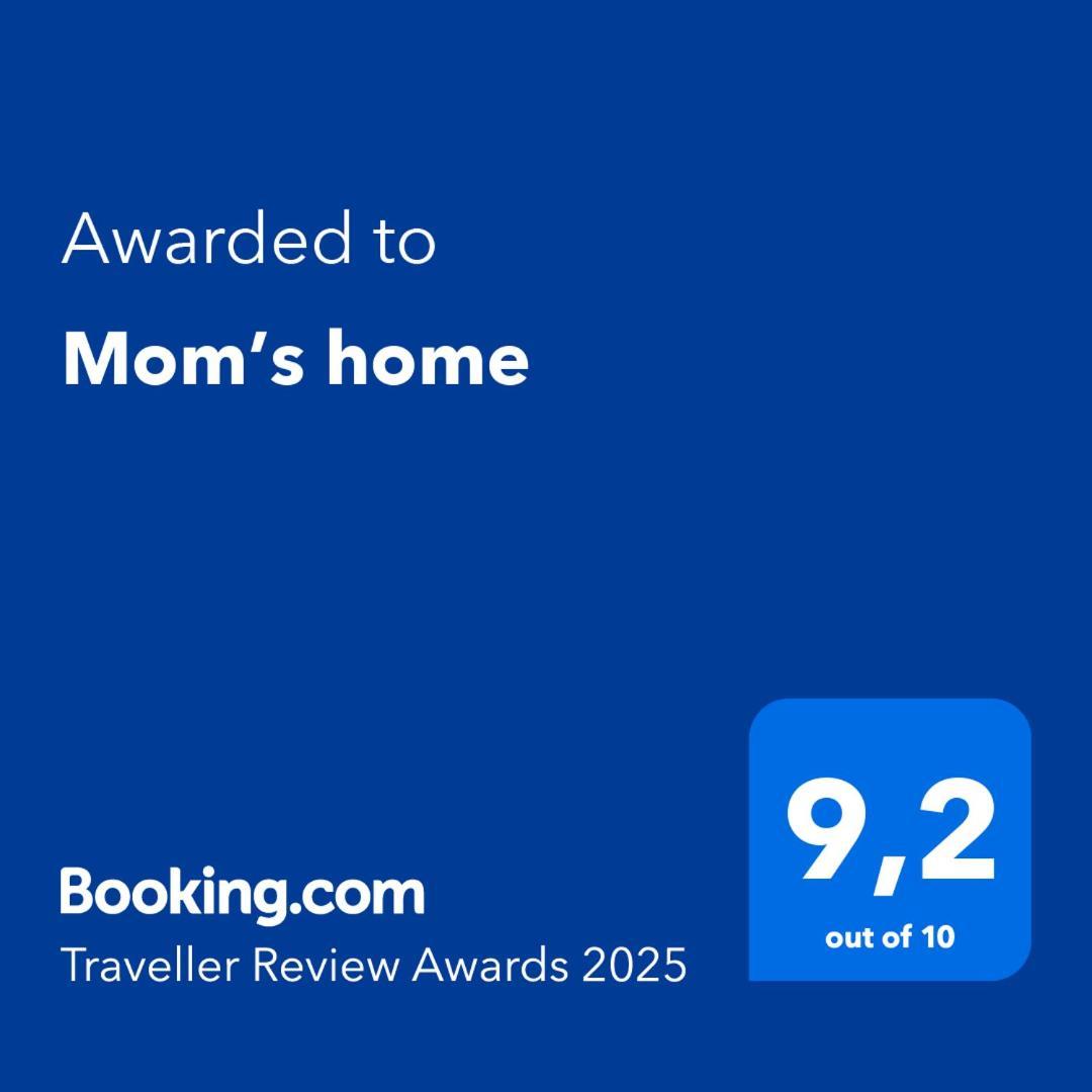 Mom's